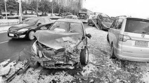 司机“自己撞死自己” ，车险赔不赔？