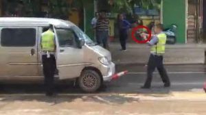 依法开枪的中国警察，帅！