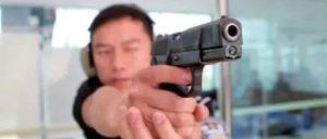 2019中国警察第一枪：当场击毙袭警者！为开枪民警和当地警界领导点赞！