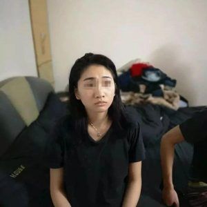 过年带回家的“95后”高颜值女友，竟是网上在逃人员！