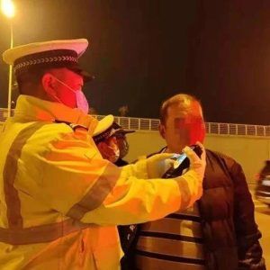 果酒和饮料差不多不是酒 怎么可能！