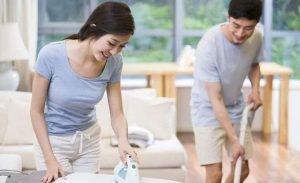 做不完的家务活，夫妻谁负责？